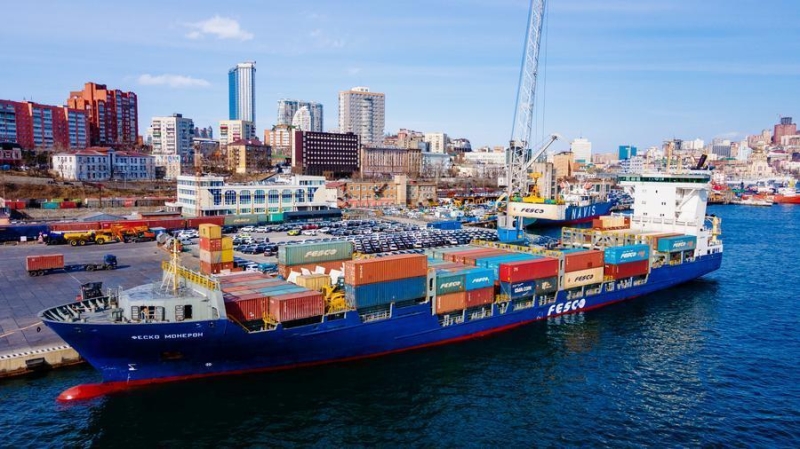 Генпрокуратуру не взяли в дело по иску FESCO к Магомедову