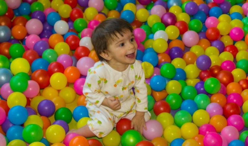 Уже можно получать. Семьям начали выдавать по 10 000 рублей на ребенка – условия выплат