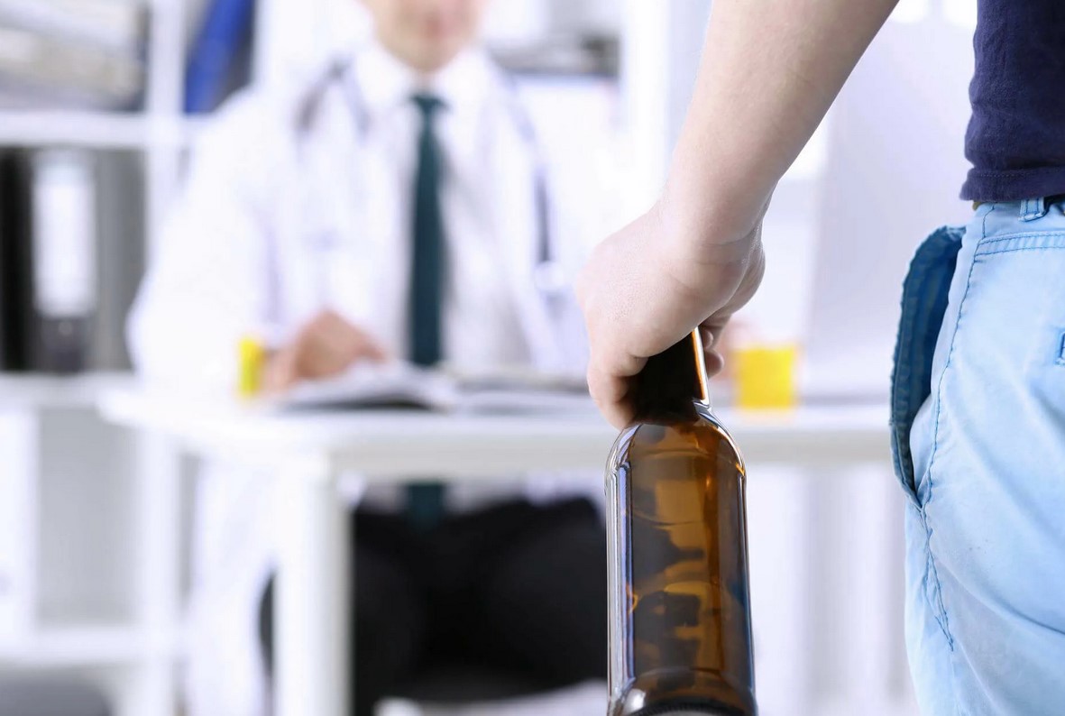 Лечение алкоголизма и наркомании в частной клинике НеоПлюс в Костроме