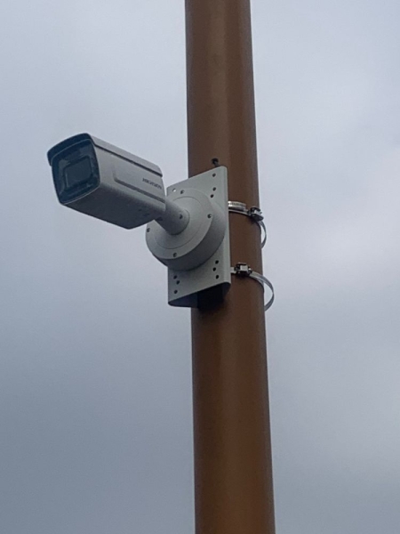 На спортплощадке в Большом Камне компания МТС установила видеонаблюдение