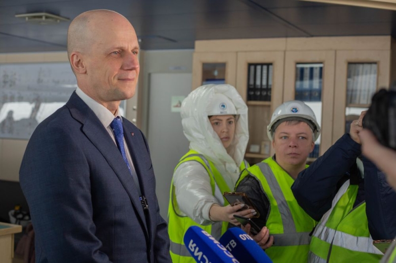 Новый контейнеровоз группы FESCO причалил во Владивостоке