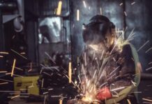 Порядка 280 тысяч рублей на каждого. В Минтруде напомнили об изменении программы выплат