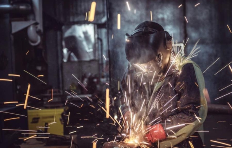 Порядка 280 тысяч рублей на каждого. В Минтруде напомнили об изменении программы выплат