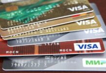 Центробанк подключает МВД к банковским операциям россиян