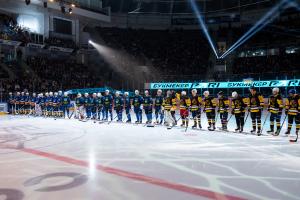 Хоккейный сезон завершен: «Адмирал» порадовал болельщиков ярким шоу (ФОТО)