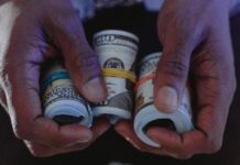 Всем, у кого есть доллары, сказали, к чему готовиться