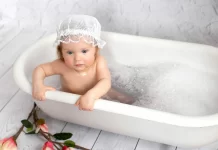 Как правильно подмывать девочек с рождения