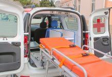 Преимущества сервиса по перевозке лежачих больных
