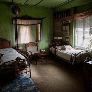 Будинок літніх людей у Житомирі: Тепло і Догляд для Наших Старших