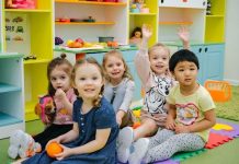 Когда нужно обратиться к логопеду