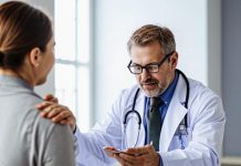 Чем помогает нарколог?