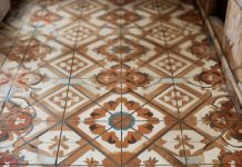 Обзор видов линолеума и советы по выбору покрытия для использования в домашних условиях