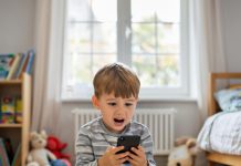 Alfagram — «безопасный Telegram для детей»