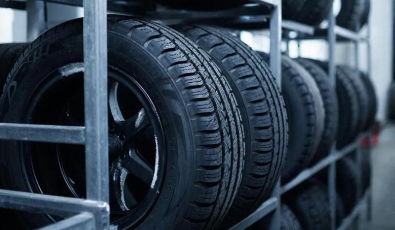 Авторынок добивают растущими сборами. С 2026 года цены на небезопасные шины ударят по кошельку