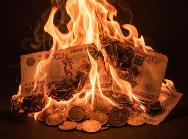 ЦБ так решил: по накоплениям россиян опять нанесен удар