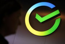 Картами Сбера теперь можно платить со смарт-часов с приложением FlipUp