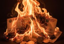 Курсы валют развернулись на 180 градусов: вот что натворил ЦБ