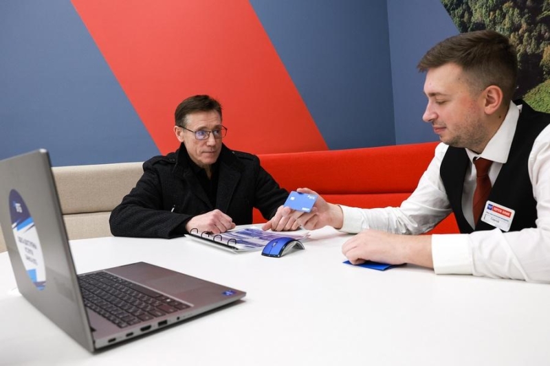 Первый миллион клиентов Почта Банка перешел на обслуживание в ВТБ