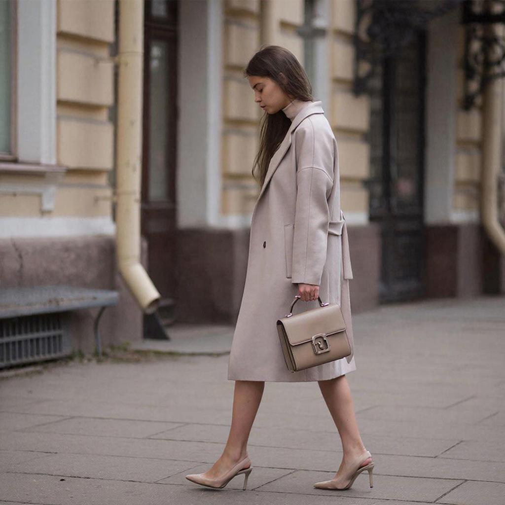 Маленькие женские сумки: искусство минимализма и элегантности