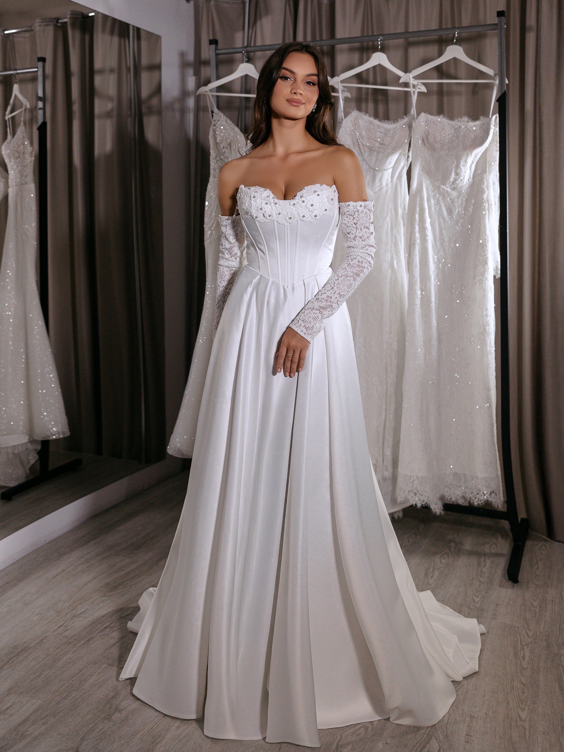 За сколько месяцев до свадьбы нужно покупать платье: идеальный тайминг