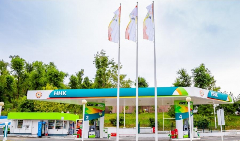 АЗС сети ННК поздравили дальневосточников с Днем автомобилиста