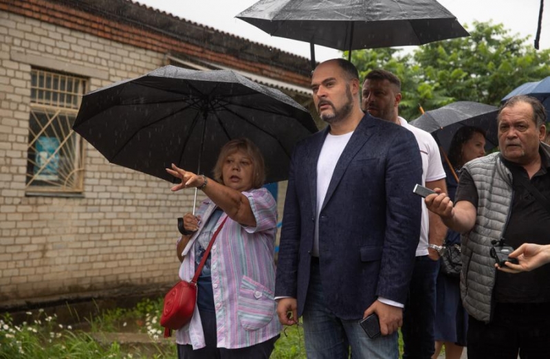 Более 60 дворов Владивостока обновляют прямо сейчас