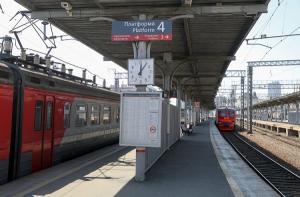 Действие карты «Приморец» распространили на электрички и пригородные автобусы