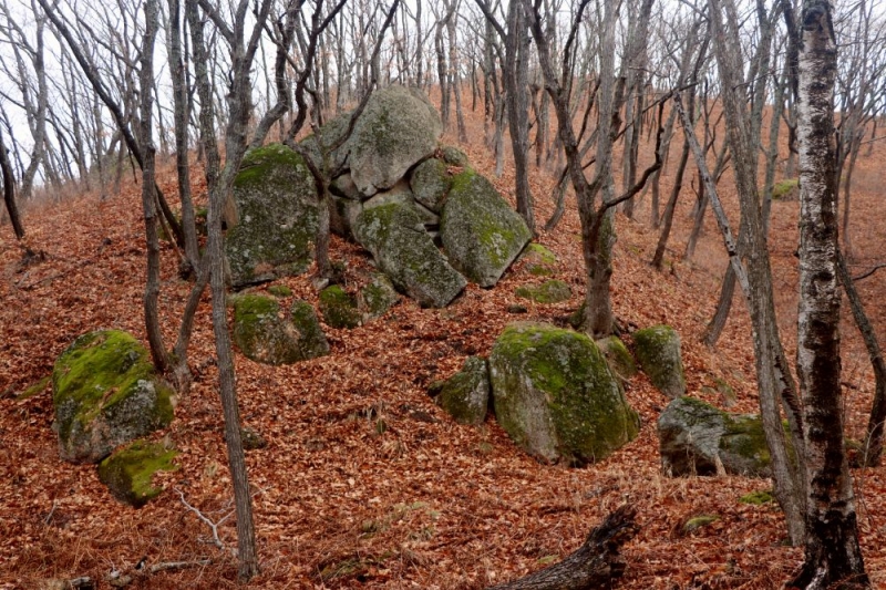 Долина Атлантов, мыс Пассека и пещера Пржевальского: виды, от которых захватывает дух