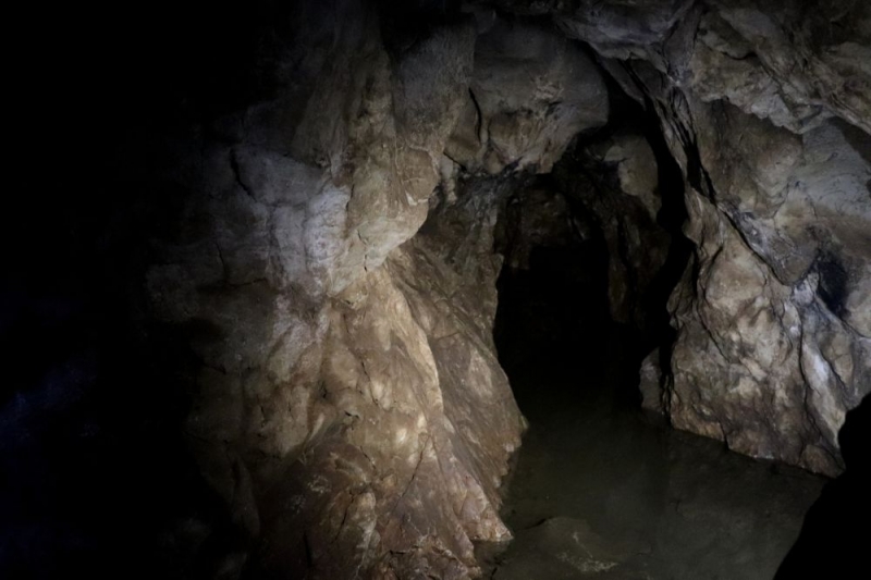 Долина Атлантов, мыс Пассека и пещера Пржевальского: виды, от которых захватывает дух