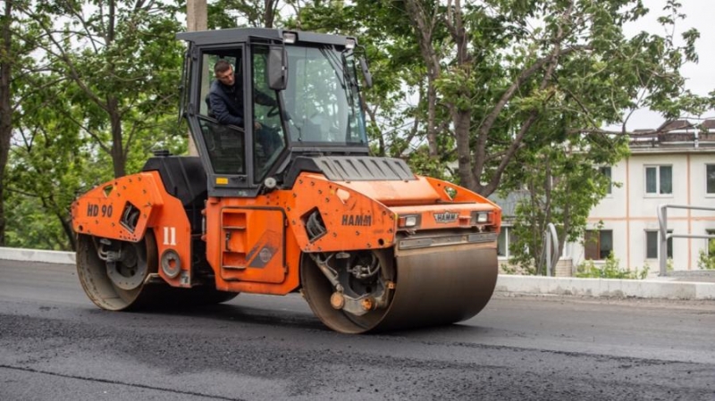 Дороги Владивостока отремонтирует большее число подрядчиков