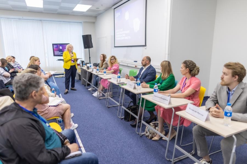 Эксперты МедиаСаммита обсудили насущные проблемы благотворительности в Приморье