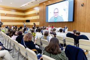 Эксперты МедиаСаммита обсудили насущные проблемы благотворительности в Приморье