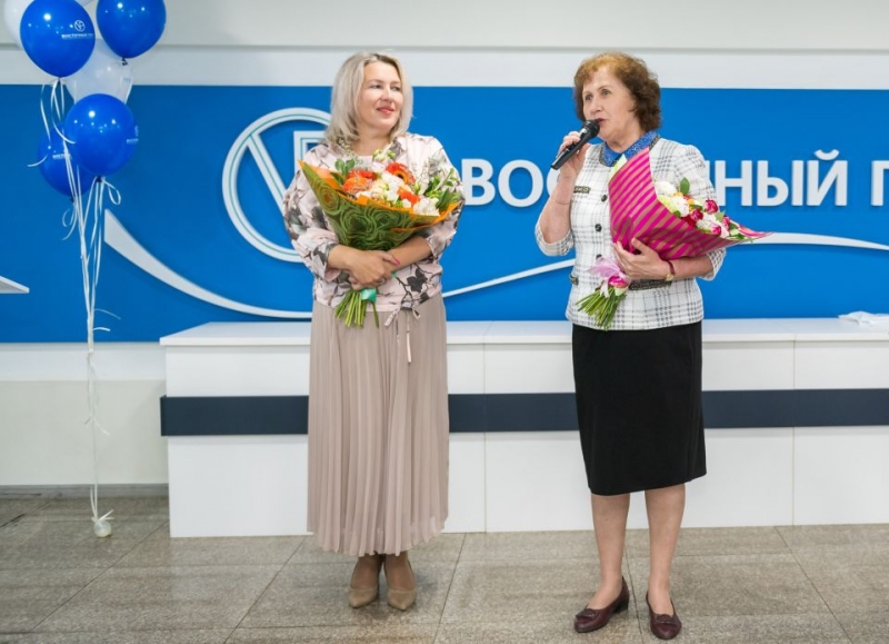 Фонд «Восточный Порт» вручил лучшим ученикам Врангеля стипендию имени В. А. Васяновича