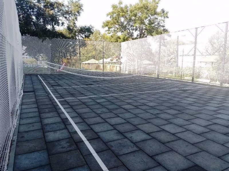 Гранты работают: в поселке Трудовое появилась новая волейбольная площадка