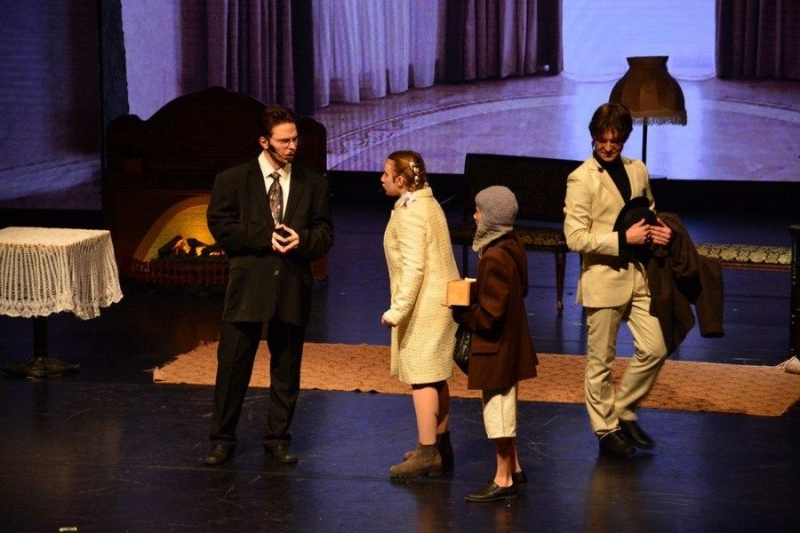 Картины из мюзикла «Капитаны» известного художника представят во Владивостоке