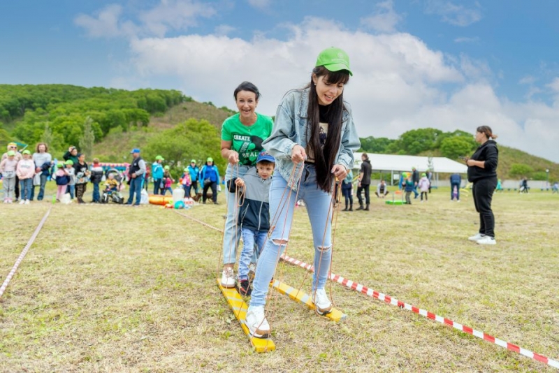 Компания АО «Восточный Порт» ярко и масштабно отметила День защиты детей