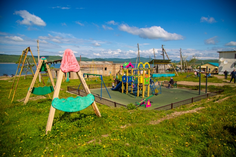 Константин Шестаков начнет решать проблемы села Берегового