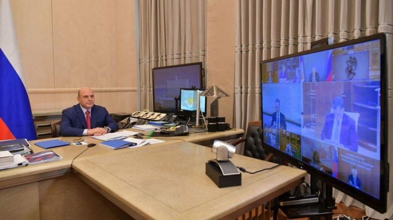 Мишустин разрешил ввозить через Владивосток пестициды и агрохимикаты