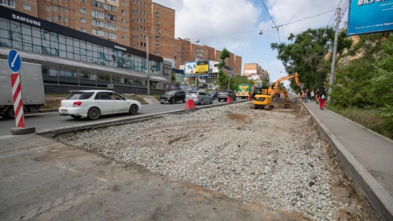 На Океанском проспекте отремонтируют 2,2 тысячи квадратных метров дороги