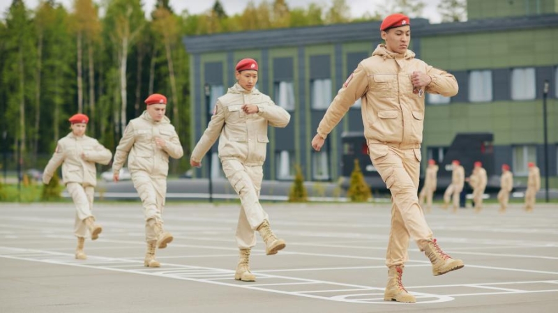 Настоящих патриотов захотели наградить. Новая инициатива прозвучала в Госдуме