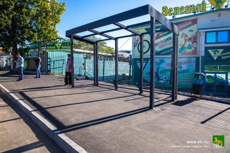 Новые остановочные павильоны уже монтируют