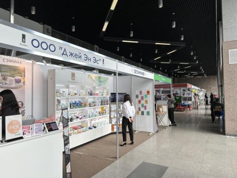 «От овощей до ДНК-тестов». Сразу две масштабные выставки прошли во Владивостоке