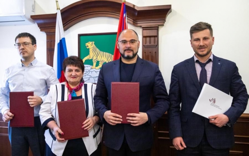 Первая школа Владивостока стала участником нового социального проекта