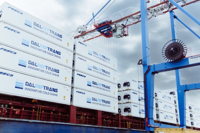 Рефгрузы разворачивают на Восток