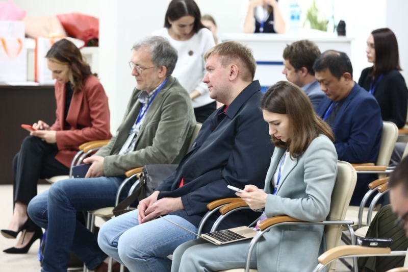 Умные города меняют жизни людей: Во Владивостоке прошла дискуссия на тему внедрения цифровых технологий в городскую среду