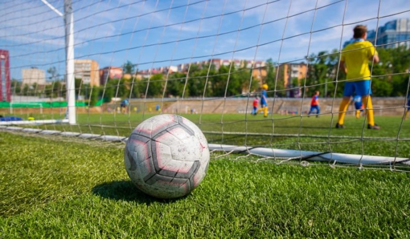 В лучших условиях. Во Владивостоке обучают юных футболистов