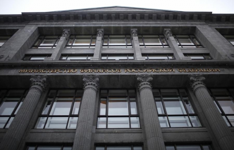 В Минфине разрешили налоговый вычет на взрослых детей