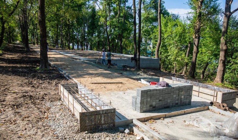 В сквере Первой маевки построят видовую площадку