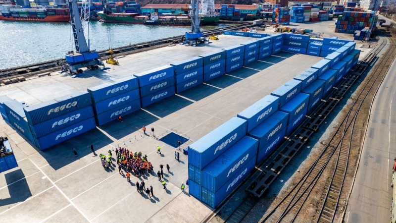 Владивостокский морской торговый порт расширит территорию для хранения грузов на 20%