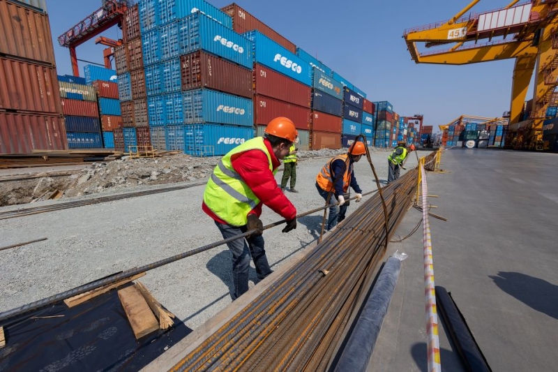 Владивостокский морской торговый порт расширит территорию для хранения грузов на 20%